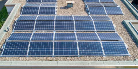 La Línea de la Concepción saca a licitación la instalación de placas solares sobre edificios municipales