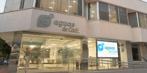 Aguas de Cádiz instala una planta fotovoltaica en la estación de aguas residuales La Martona