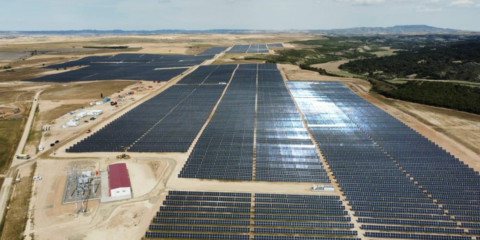Banco Sabadell firma un contrato para adquirir la energía generada por el parque solar Aliagar