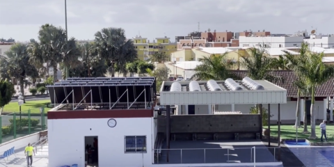 La piscina de San Fernando de Maspalomas ahorrará hasta el 70% con las nuevas placas fotovoltaicas