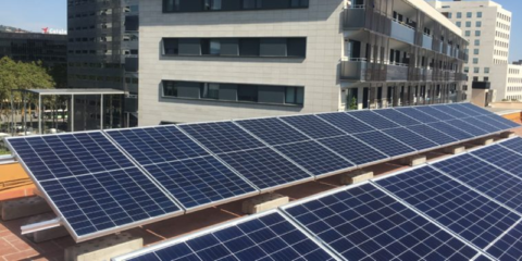 El barrio barcelonés de Poblenou acoge la puesta en marcha de una comunidad energética