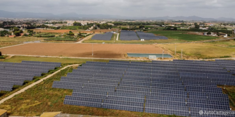 La planta fotovoltaica La Asomada de Cartagena dará suministro a unas 3.000 familias