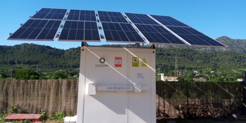 Sistemas híbridos fotovoltaicos de Desigenia de menor tamaño para una rápida instalación