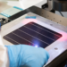 Un estudio evalúa el impacto ambiental de los módulos solares de perovskita sobre silicio