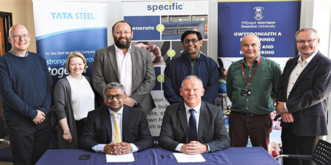 Acuerdo para explorar el potencial de los materiales de acero con tecnología solar incorporada