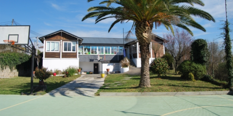La Xunta de Galicia saca a licitación la instalación de energía solar fotovoltaica en 13 centros educativos