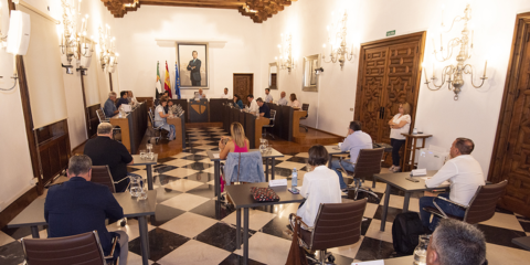 El Programa DUS 5.000 lleva la energía solar a seis centros de mayores de la provincia de Cáceres