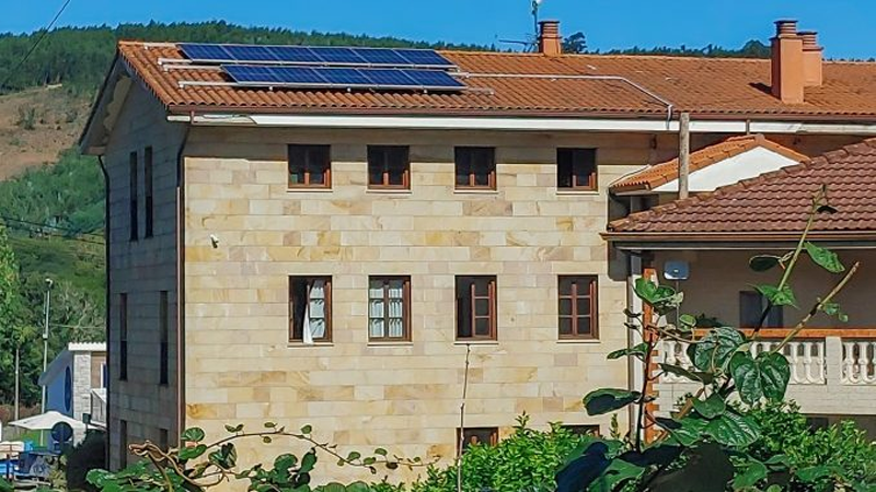 La casa consistorial de Hazas de Cesto ahorrará un 60% en la luz con una instalación de autoconsumo