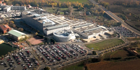 Aprobada una instalación de autoconsumo en el aparcamiento del Hospital San Pedro de La Rioja