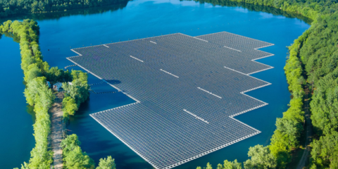 El Consejo Nacional del Agua refrenda las plantas solares flotantes en embalses de dominio público