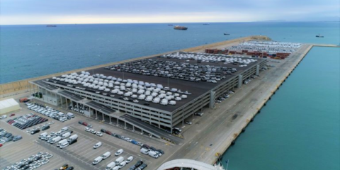 El Puerto de Valencia sacará a licitación un nuevo proyecto fotovoltaico en el dique del este