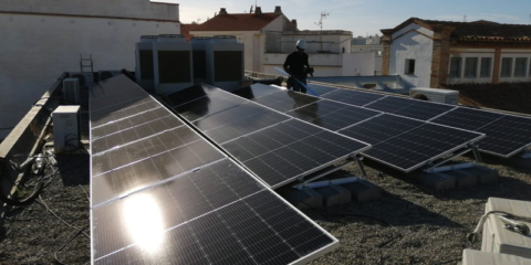 El edificio de Servicios Sociales de Sitges cuenta con una instalación fotovoltaica de autoconsumo