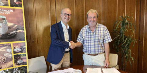 Acuerdo de colaboración para instalar un vivero experimental de algarrobo en parques solares