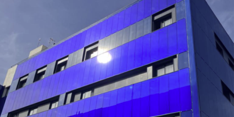 Reto de eCitySevilla para impulsar la energía fotovoltaica en las fachadas de los edificios del PCT Cartuja