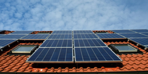 La Gomera presenta nuevas ayudas para fomentar el autoconsumo en viviendas y empresas