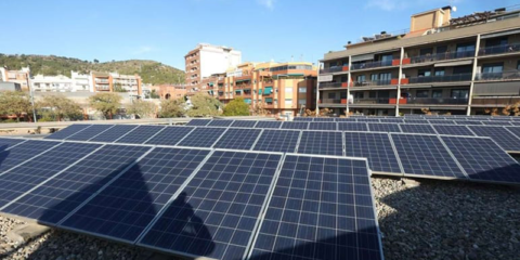 El Ayuntamiento de Viladecans instalará 20 plantas fotovoltaicas en cubiertas municipales