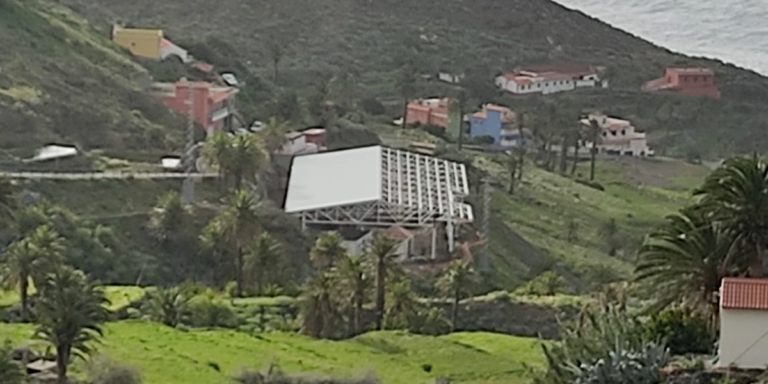 Central fotovoltaica de Alojera, La Gomera.