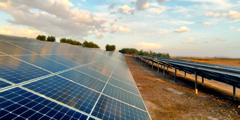 Cuatro parques fotovoltaicos en Ciudad Real y Albacete obtienen el certificado de finalización de construcción