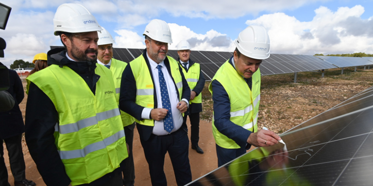 Inauguración oficial de las plantas solares de Minglanilla