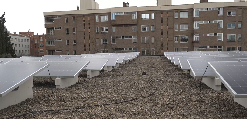 El colegio José María Iribarren estrena instalación solar fotovoltaica de 100 kW en su cubierta