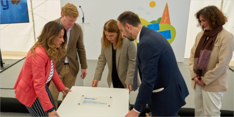 Primera piedra de tres nuevos parques fotovoltaicos que se construirán en Badajoz