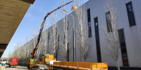 En marcha la instalación de placas fotovoltaicas en los talleres de la L9 y L10 de Metro de Barcelona