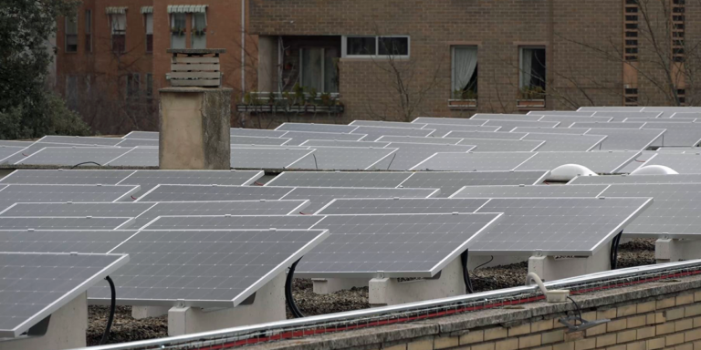 El Ayuntamiento de Pamplona impulsa la creación de una comunidad energética en el barrio de Ermitagaña-Mendebaldea