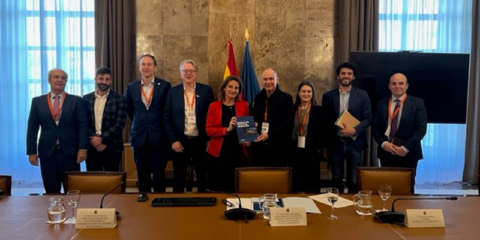 Protermosolar presenta el rol clave que la energía solar térmica debe desempeñar en la descarbonización