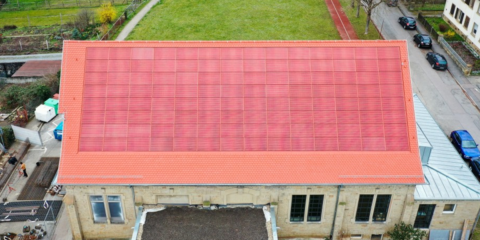 Desarrollan un sistema fotovoltaico de colores para adaptarse a la estética de los edificios