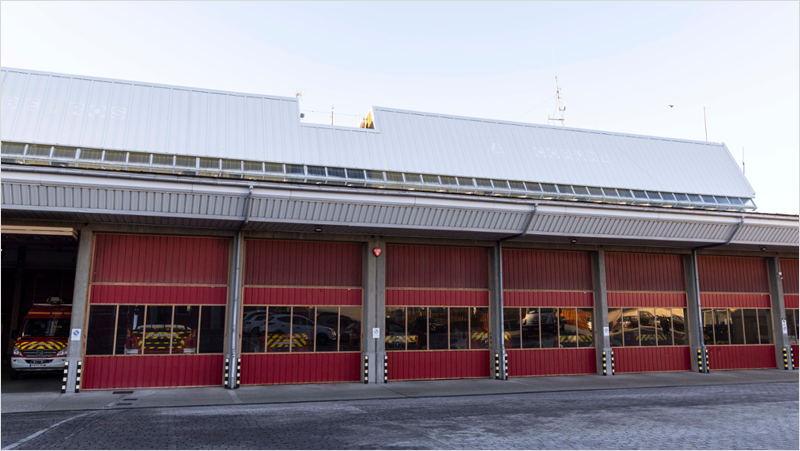 Exterior del parque de bomberos.