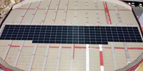 Nueva instalación de 200 paneles fotovoltaicos en el pabellón del Polideportivo Municipal de Sagunto