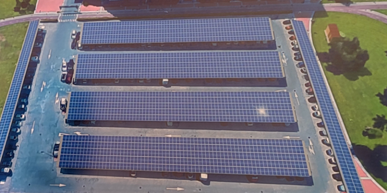 marquesinas solares del aparcamiento de la plaza de la Vendimia de Logroño