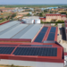 La planta de producción de Bodegas San Valero apuesta por la energía solar fotovoltaica