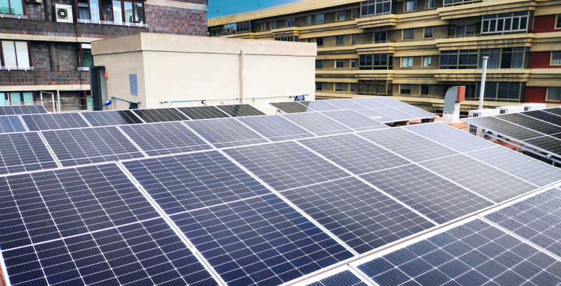 Placas solares HiperDino.