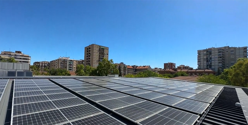 instalación fotovoltaica del Centro Deportivo Municipal de Lobete de Logroño 