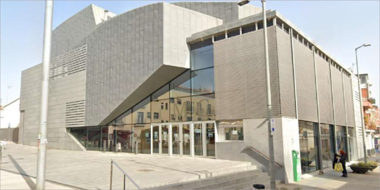Barberà del Vallés ha aprobado definitivamente el proyecto para instalar placas solares fotovoltaicas en el edificio del Teatre Municipal Cooperativa que permitirán el autoconsumo hasta en un 22% anual.