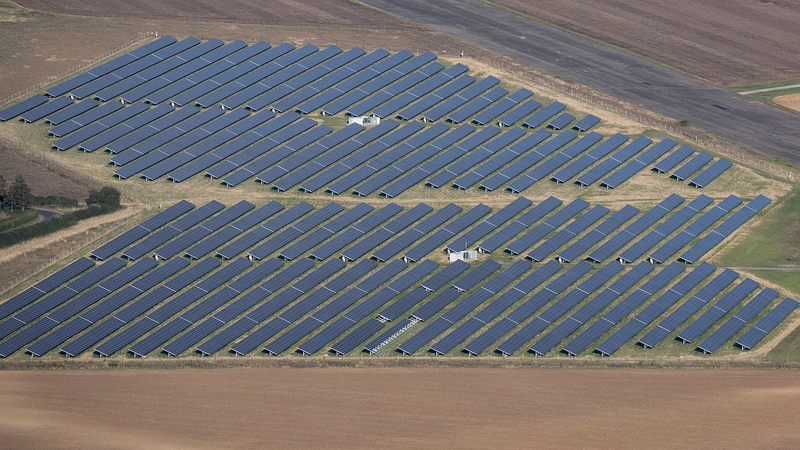 Solaria y el Ente Vasco de la Energía obtienen las declaraciones de impacto ambiental favorables para sus plantas solares fotovoltaicas Vitoria 1 y Vitoria 2 de 100 MW en total.