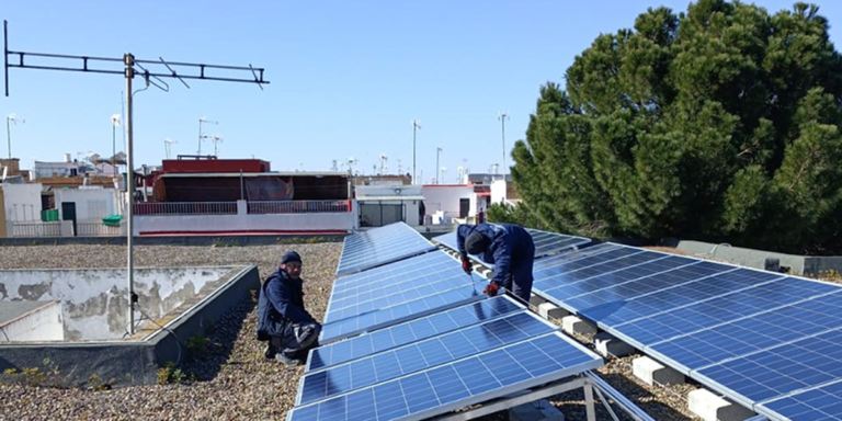 Andalucía participa en el proyecto europeo REC4EU para comunidades energéticas.