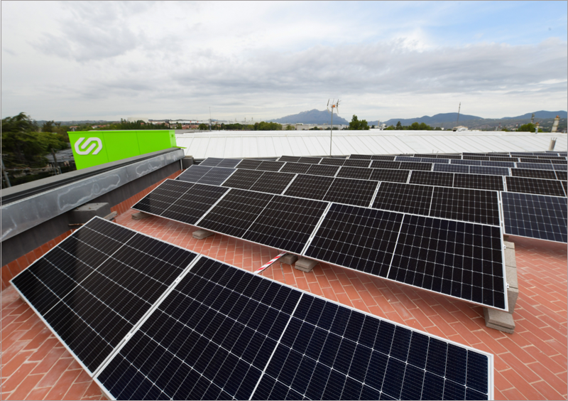Ferrocarriles de la Generalitat de Cataluña (FGC) ha instalado placas solares en su Centro Operativo de Martorell para reducir emisiones y consumo energético.