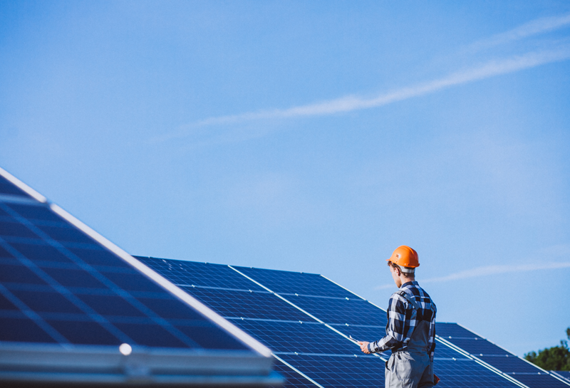 Estos seis parques fotovoltaicos de Zaragoza evitarán la emisión de más de 12.600 toneladas de CO2, lo que equivale a plantar más de 75.600 árboles.