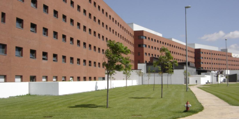 La cubierta del Hospital General Universitario de Ciudad Real dispondrá de placas fotovoltaicas