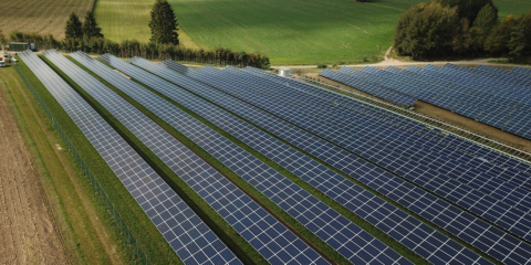 La financiación de renovables de la UE consigue un exceso de solicitudes en su primera licitación