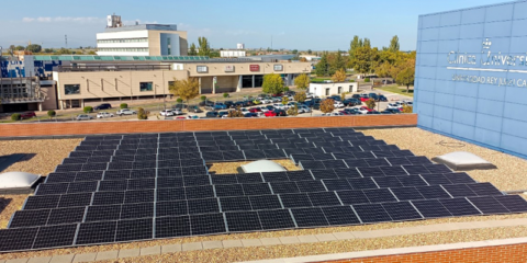 El campus de Alcorcón de la Universidad Rey Juan Carlos se dota de una planta fotovoltaica