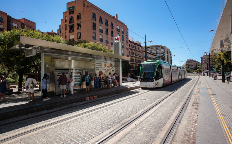 placas fotovoltaicas en el Metro de Granada 