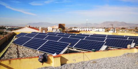 Reducción del IBI durante tres años a las viviendas que instalen sistemas fotovoltaicos en Cúllar Vega