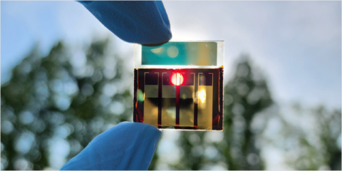 Desarrollan una célula solar de perovskita translúcida con un 21,68% de eficiencia