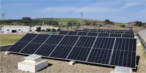 Ayudas para sistemas fotovoltaicos, farolas solares y recarga eléctrica en municipios de Cádiz