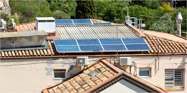 Cubiertas fotovoltaicas.