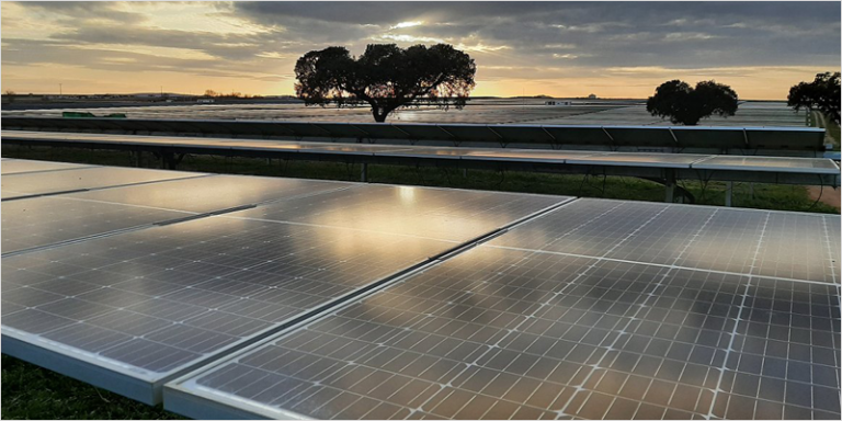 Planta fotovoltaica de Arenales (Cáceres) de Iberdrola.