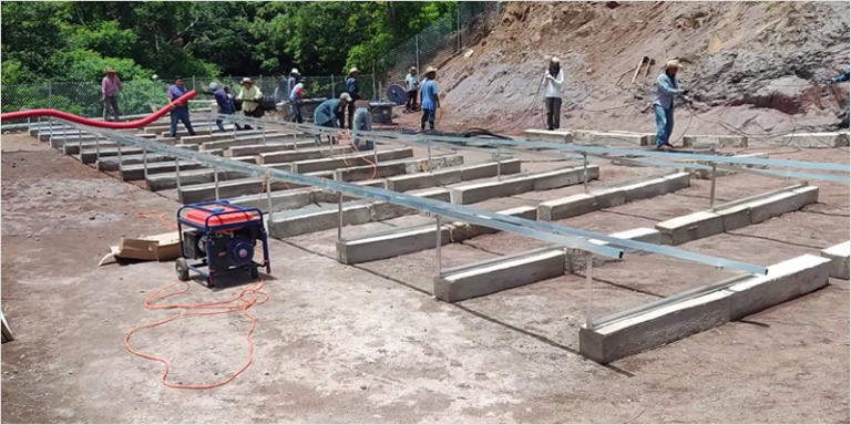 Construcción de instalación renovable en Honduras.